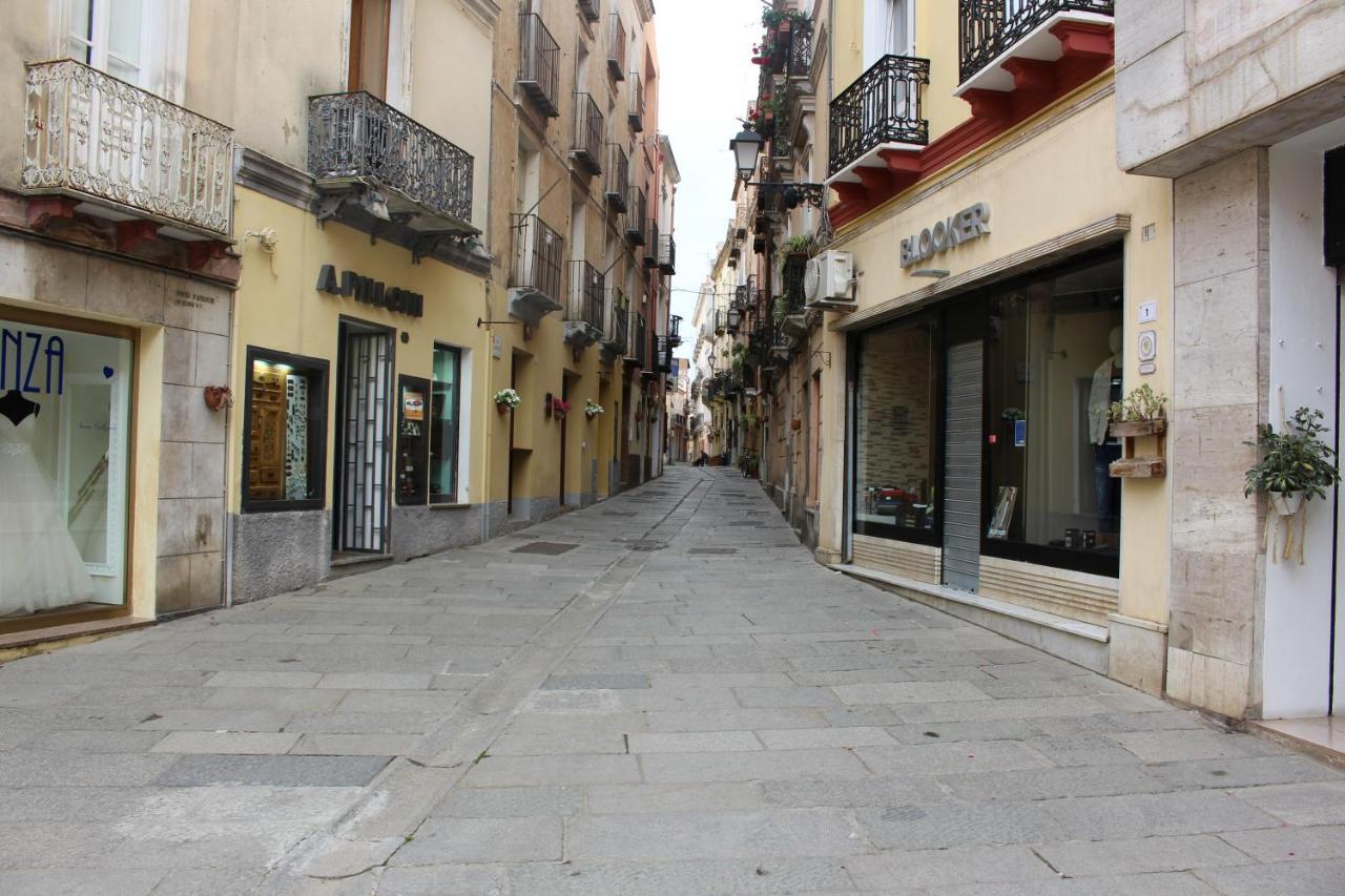 Via Cavour 19, Camere Del Conte Iglesias Exteriör bild